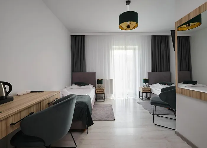 Dobrzynski Nefryt 酒店