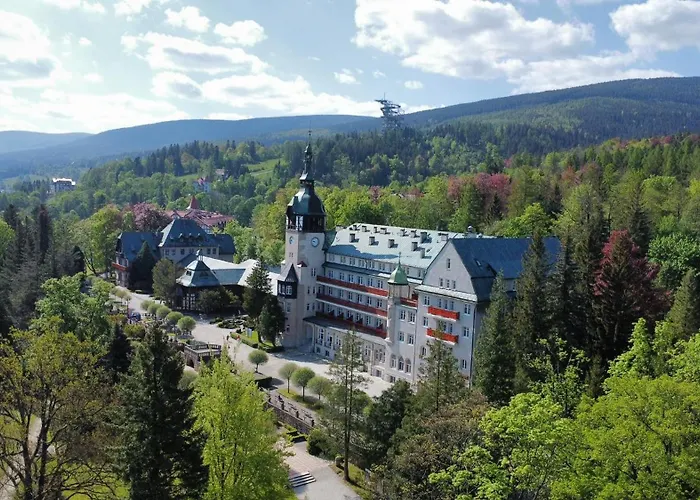 Dobrzynski Nefryt 酒店